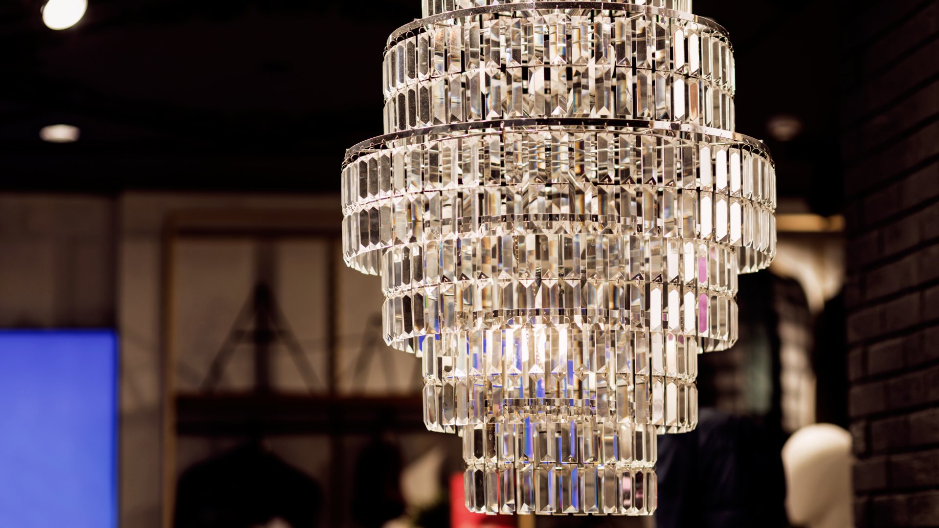 Rolul candelabrelor de cristal in designul interior