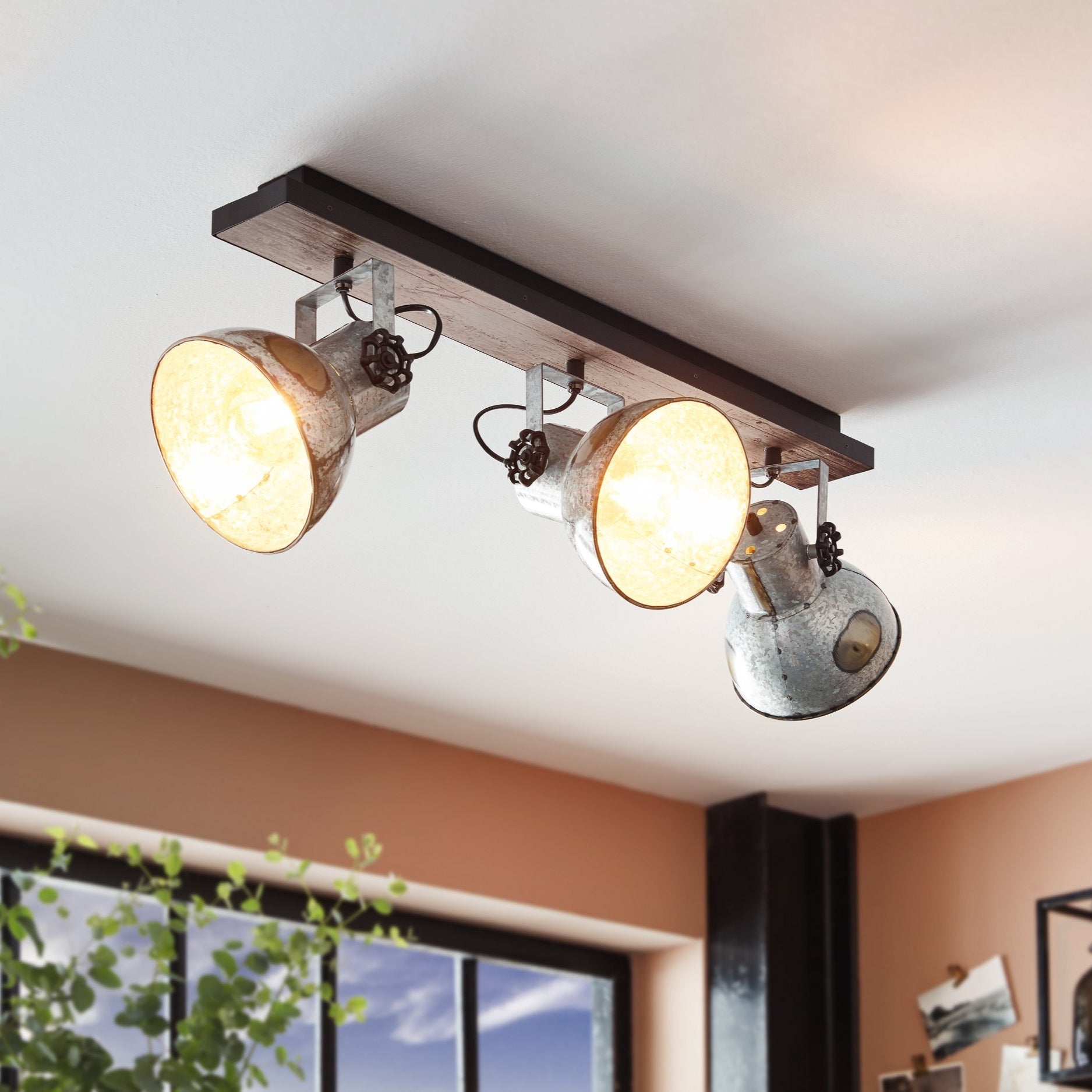 Lustra Vintage Cu 3 Spoturi Reglabile BARNSTAPLE 75CM Lighting Fixtures