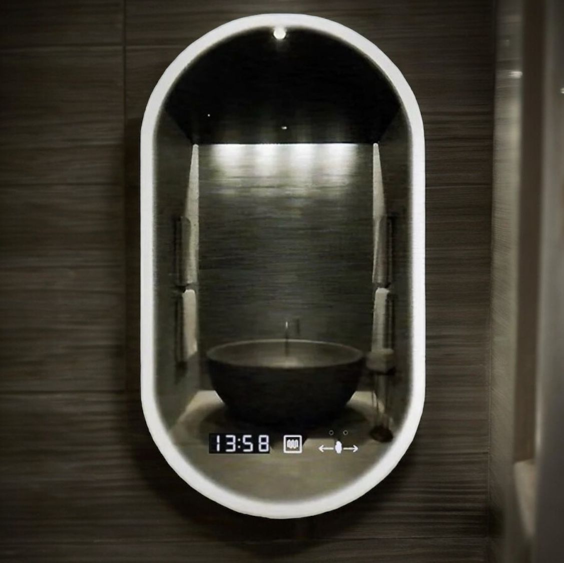 Oglinda Led Ovala 50X80Cm Senzor 3 Lumini Dezaburire Si Ceas D045 Mirror