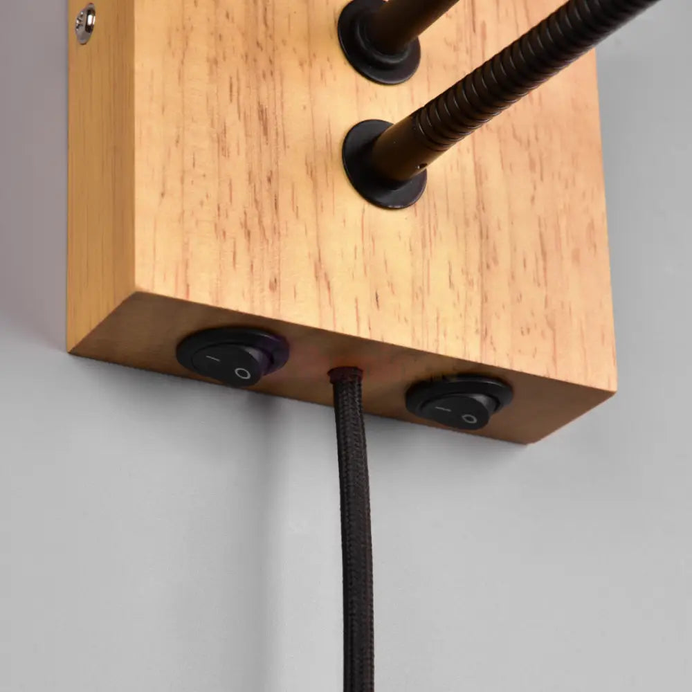 Aplica 1x E27 si LED NILAM Wood LEMN Lighting