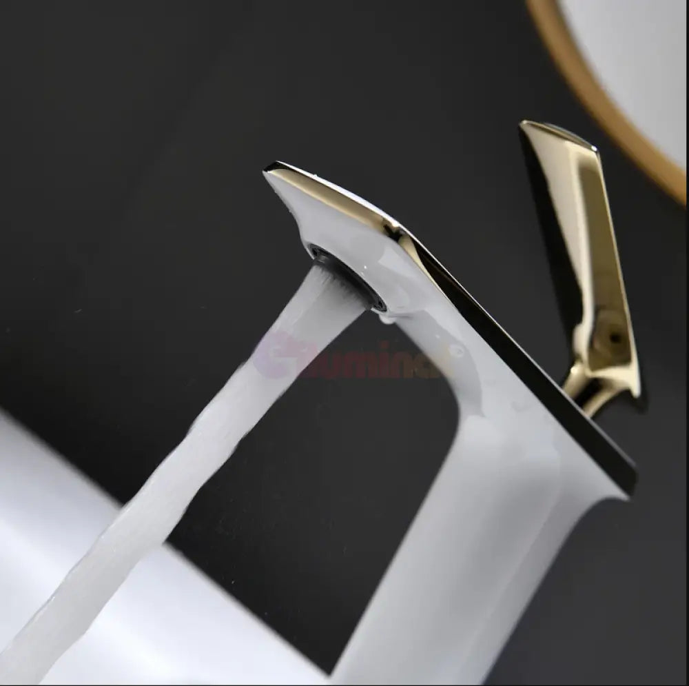 Baterie Lavoar Medie Luxury Line Golden White 005 Modern Faucet