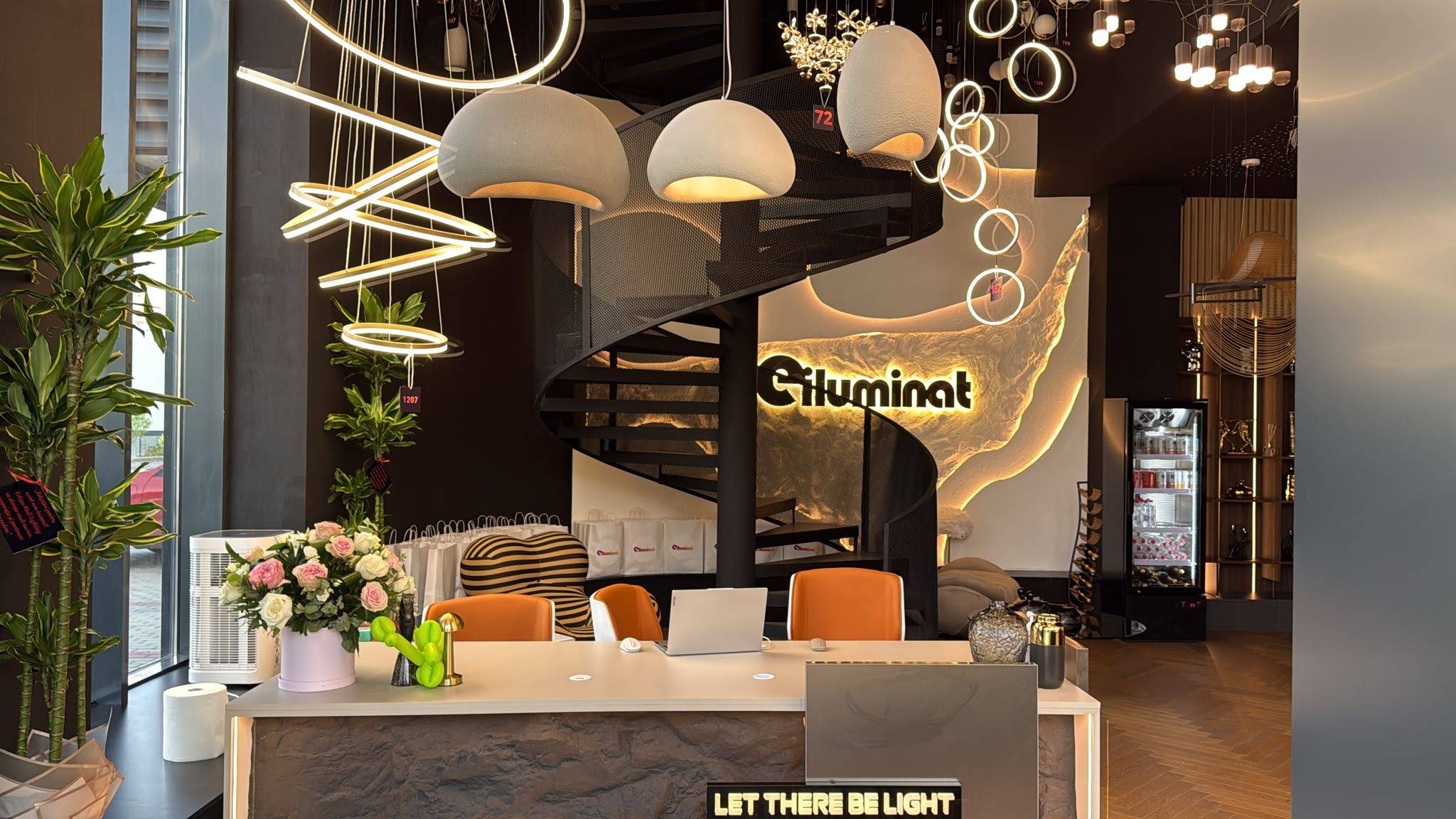 eiluminat-showroom-pipera