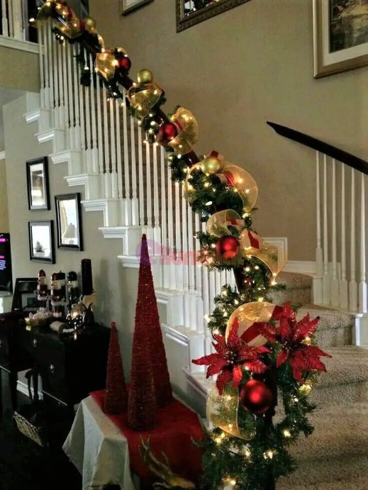 Ghirlanda Brad Artificiala 2.7 Metri Christmas Light