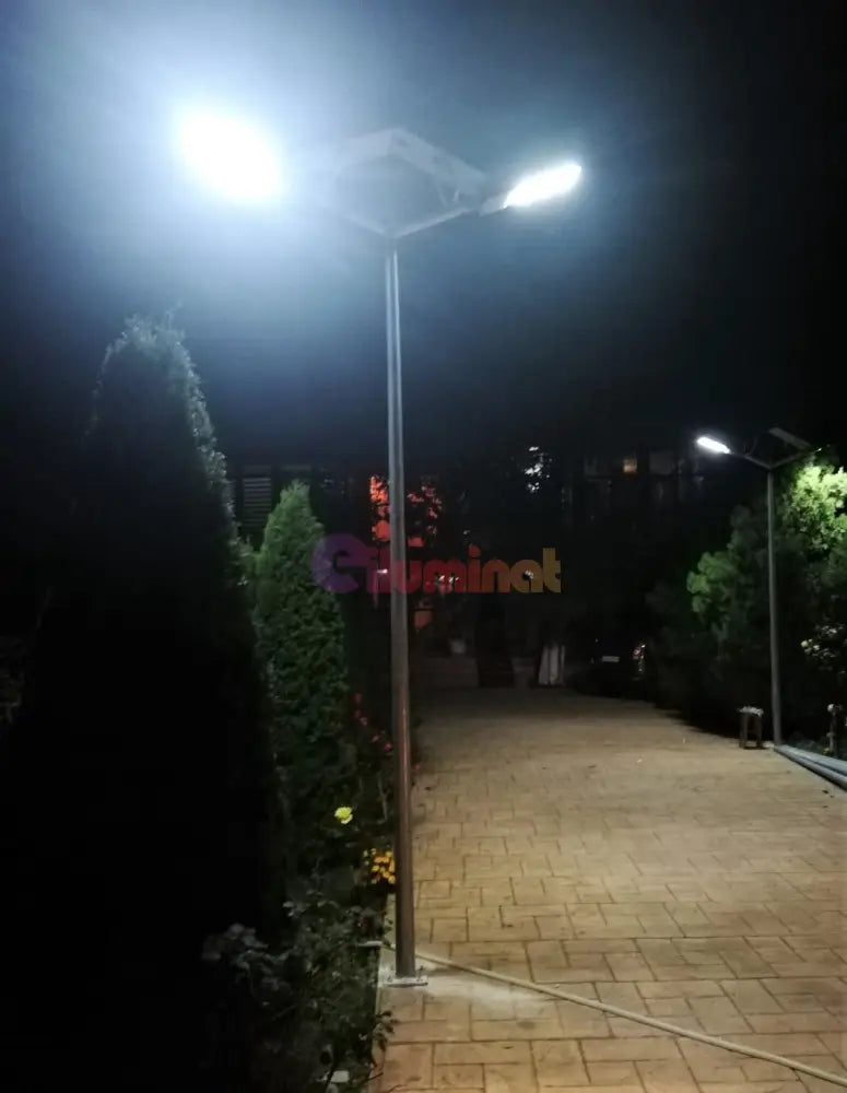 Lampa Led 100W Iluminat Stradal Solara Cu Brat Inclus Telecomanda Street Light